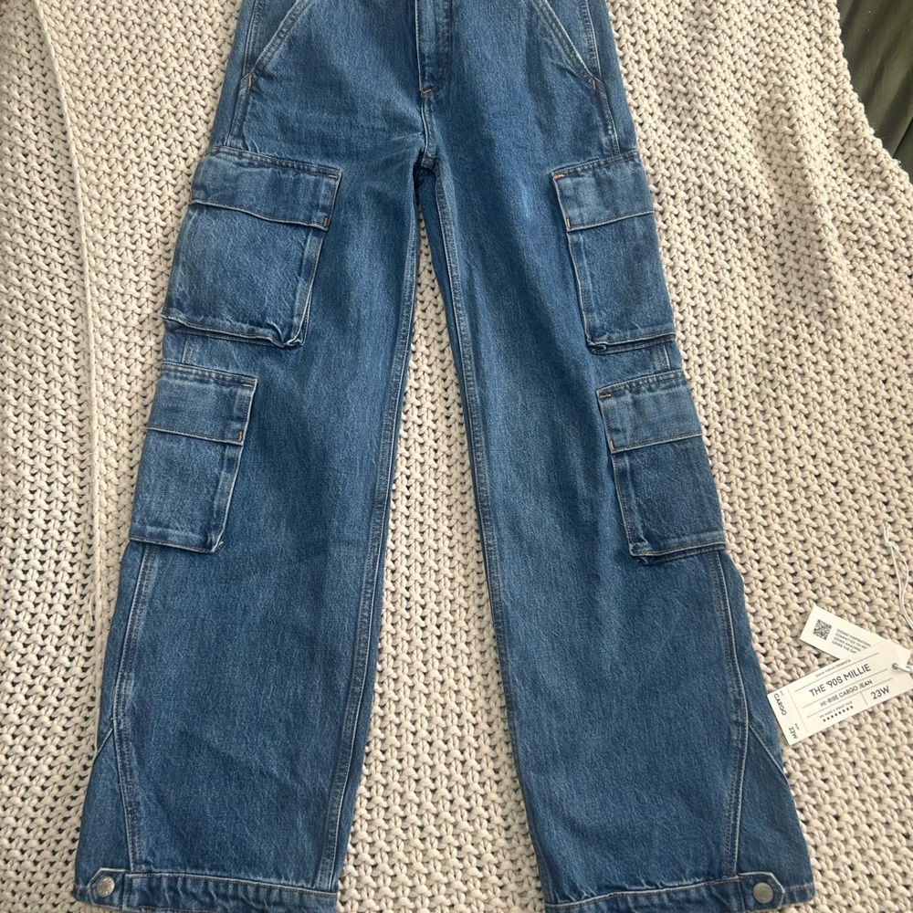 Denim Forum 90s Millie Hi Rise Cargo Jeans in Blue